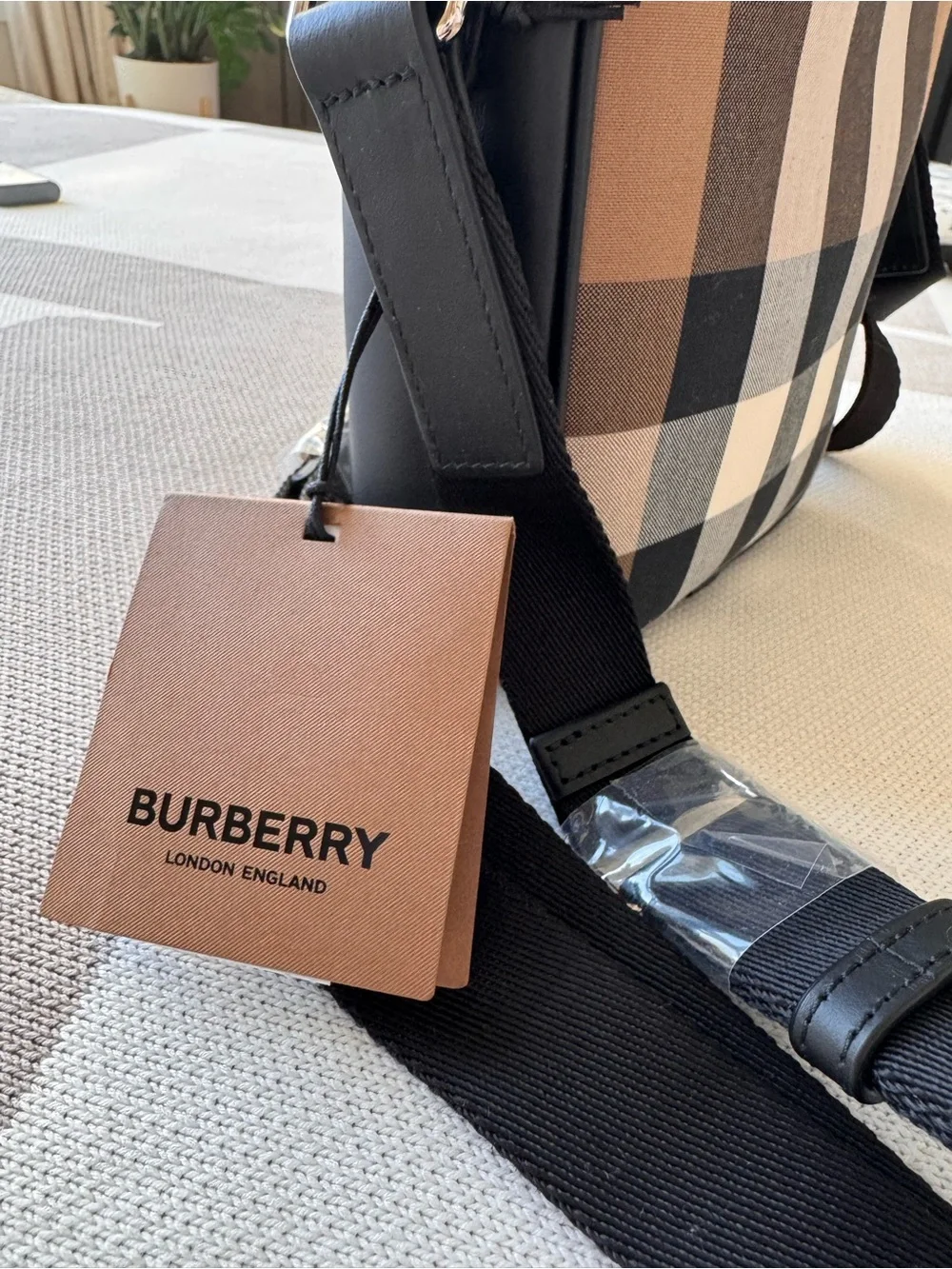 Burberry compact men’s
